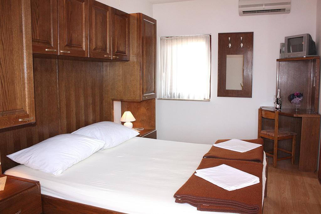 Mb Bed&Breakfast Pag Town Room photo